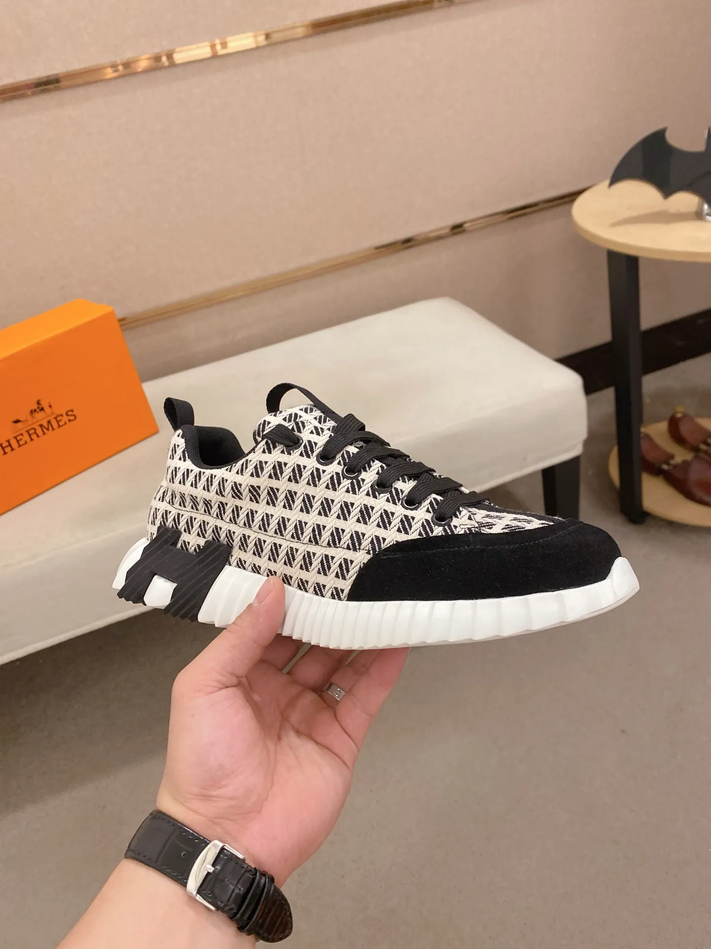 Men's clothing and shoes💰: 420💰《HERMES》【Classic Original Version】Hermès; Top 🔝 Purchasing Agency 🔍🔍Latest 🇺🇸Sold simultaneously at counters, original imported from Italy ▲▲Cow leather▲ ▲Exquisite workmanship (Italian 🇮🇹imported water-dyed 🐂cowhide lining) sole: original sole provided by the original factory, ⚠️exclusive double-layer activity·TPR·rubber·combined molded outsole; Code number: 38-44